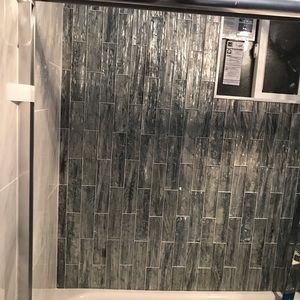 Meet your Posher, Deedee